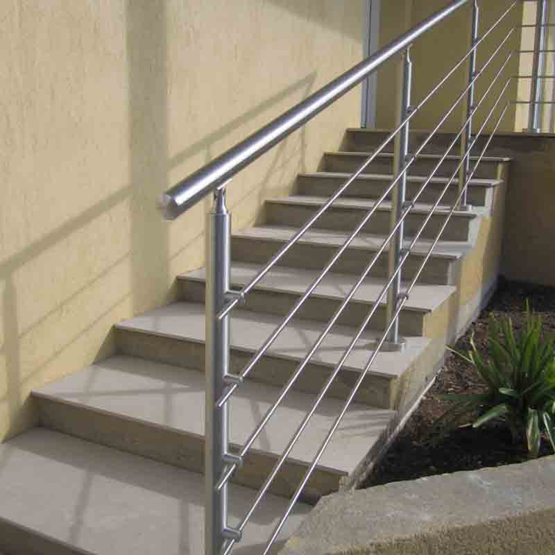 garde corps escalier exterieur en inox a la francaise avec cinq lisses
